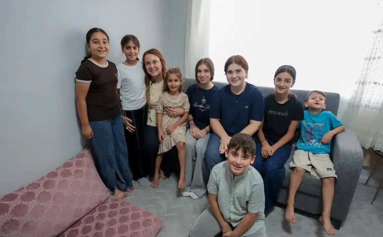 Başkan Mutlu, Konaklı komşularının evlerine konuk oldu