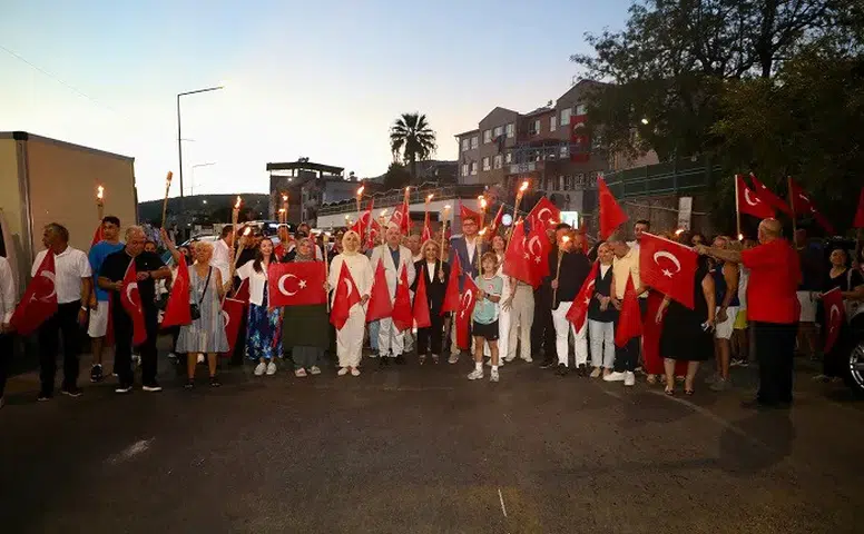 30 Ağustos Coşkusu Menderes’i Sardı