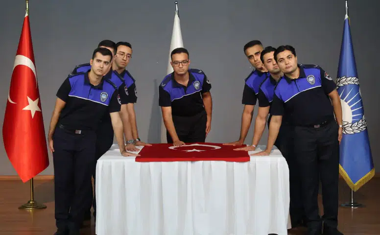 Karabağlar Belediyesi Zabıtasında aday memurlar asil devlet memuru oldu