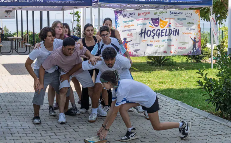 İzmir’de Avrupa Drama Buluşması: Gençler ortak hikâyeler yazıyor
