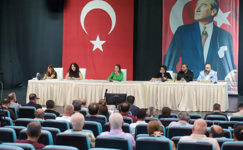 Konak Meclisi yeni komisyon üyelerini belirledi