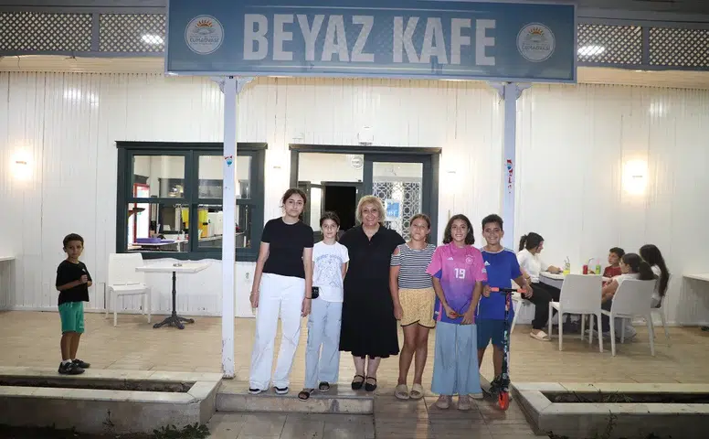 Başkan Şen’den Jet İcraat; Beyaz Kafe yeniden hizmette!