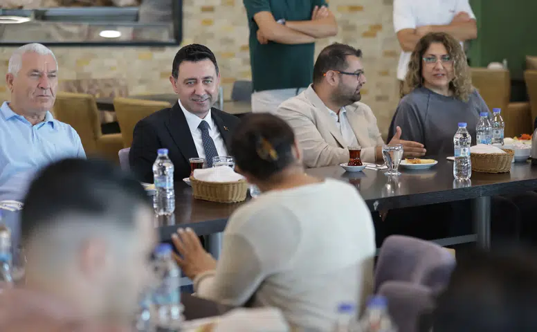 Başkan Önal, Muhtarlarla Bir Araya Geldi