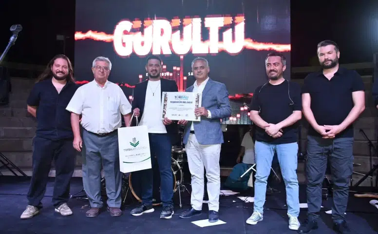 Kitapseverler Torbalı’da buluştu! Güz Kitap Günleri’nde 6. gün geride kaldı