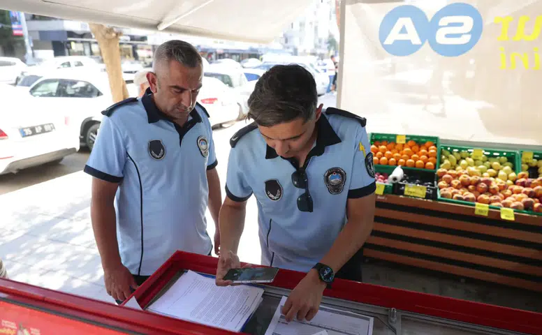 Konak Belediyesi’nden zincir marketlere sıfır atık denetimi