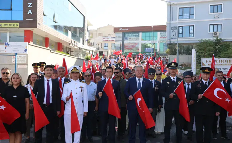 Urla’nın Kurtuluşunun 104. Yıl Dönümü Törenle Kutlandı