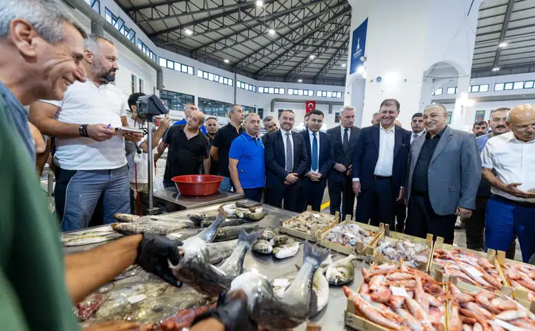 Başkan Tugay: Ekmeğini denizden çıkaranlara bereketli bir sezon diliyorum