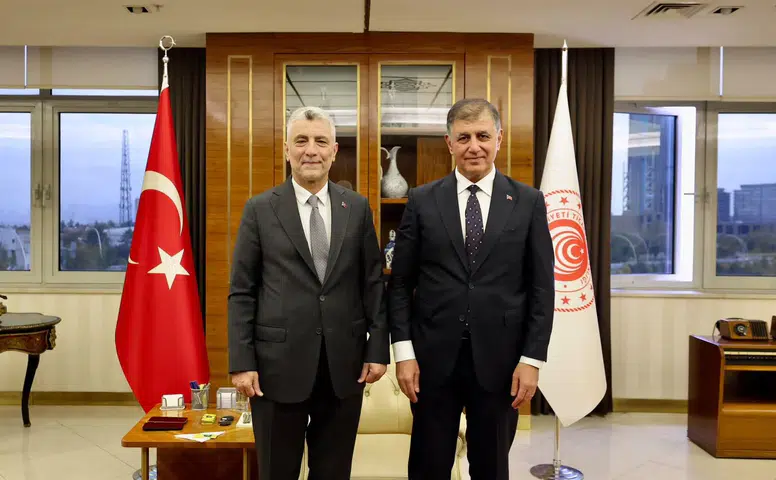 Başkan Tugay’dan Ticaret Bakanı Bolat’a ziyaret