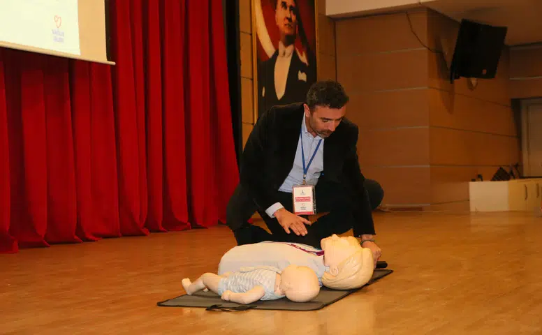Çiğli Belediyesi’nden İlk Yardım Semineri