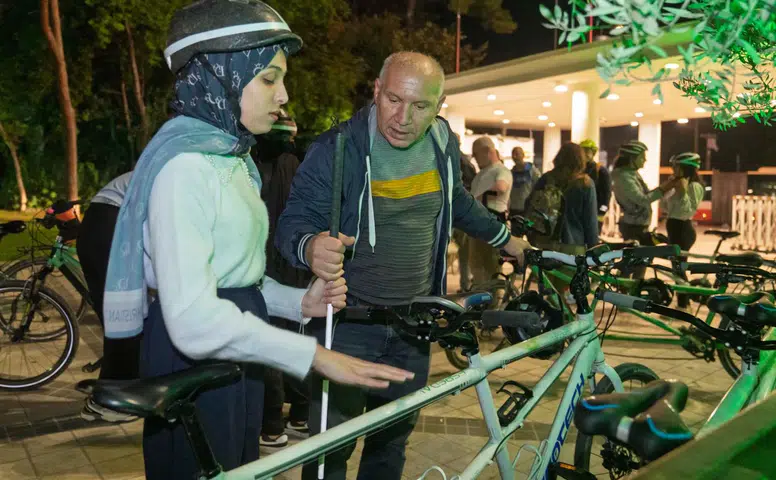 Görme engelliler Kültürpark’ta pedal çevirdi