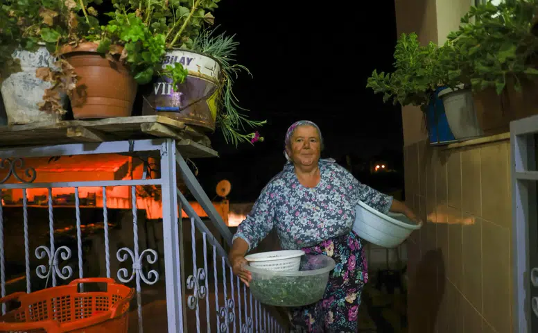 Mesude Teyze'nin Alın Teri Torunlarının Geleceğine Dönüşüyor