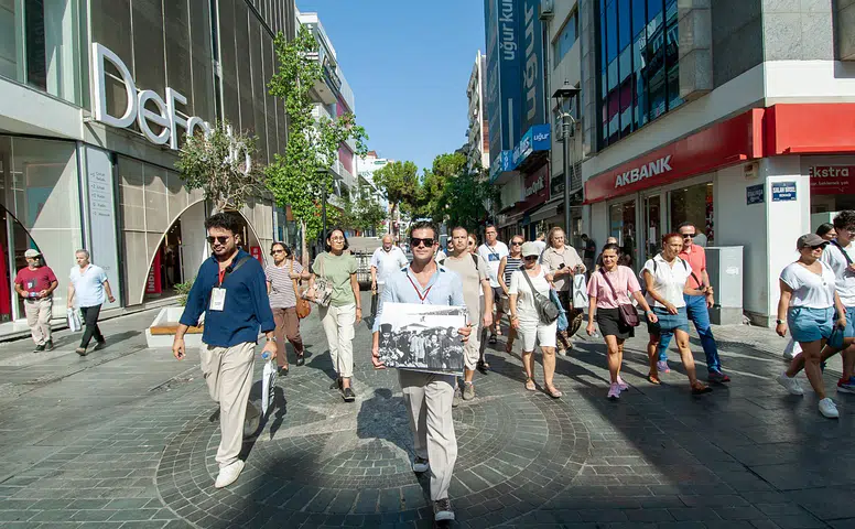 Karşıyaka’da Atatürk’ün izinde tarihe yolculuk