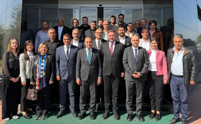 Gümrükçü Torbalı’da Sahaya İndi: “Halkın Sesi Ve Dert Ortağı Olmaya Devam Edeceğiz”