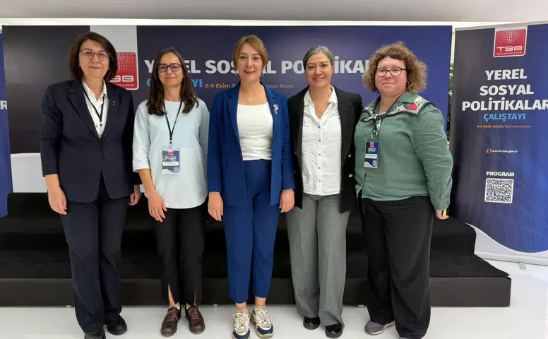 İzmir’in sosyal belediyecilik modeli Türkiye’ye örnek oldu