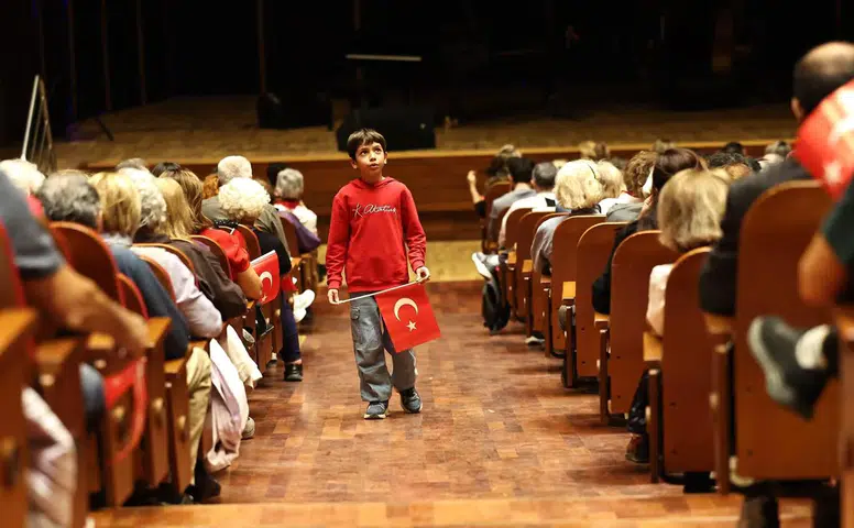 Cumhuriyet Bayramı coşkusu İzmir’e yayılacak