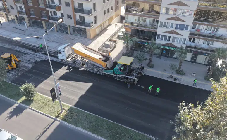 Bayraklı-Bornova hattında 5 kilometrelik yenileme