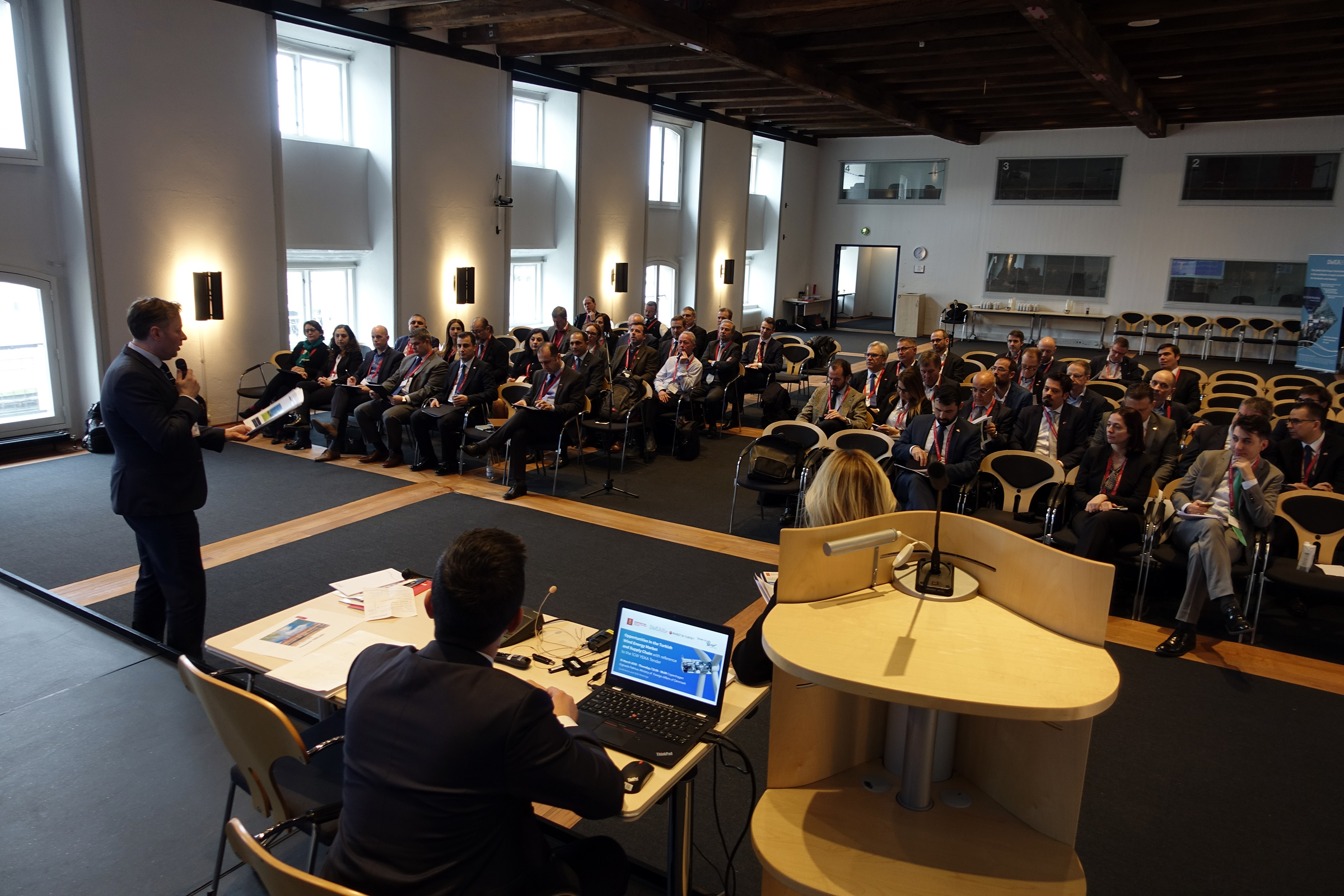 Danimarkalı Firmaların Gözü İzmir’de