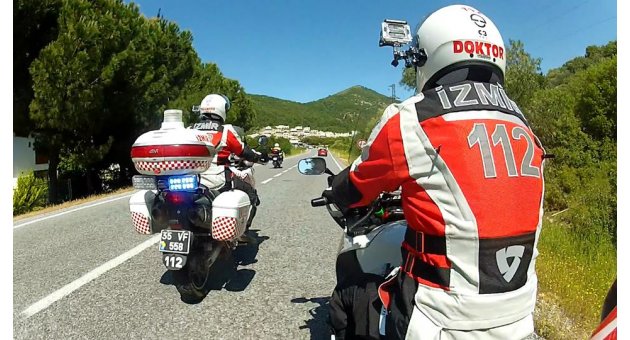 112 Motosiklet ekibi doktorunun trafikle imtihanı