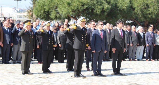 18 Mart Çanakkale Deniz Zaferi'nin 101. yılı Foça'da  anılıyor