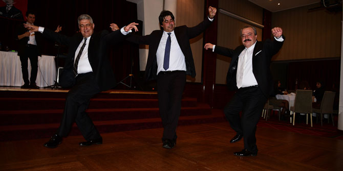 18. yıl gururuna zeybekler damga vurdu