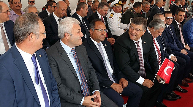 '30 Ağustos Var Olma Mücadelemizdir'