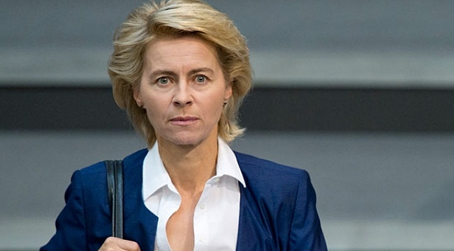 Alman Savunma Bakanından Sert AKP Açıklaması