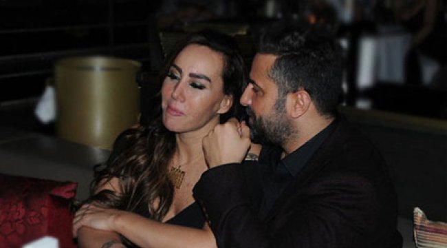 Asena Gizlice Evlendi