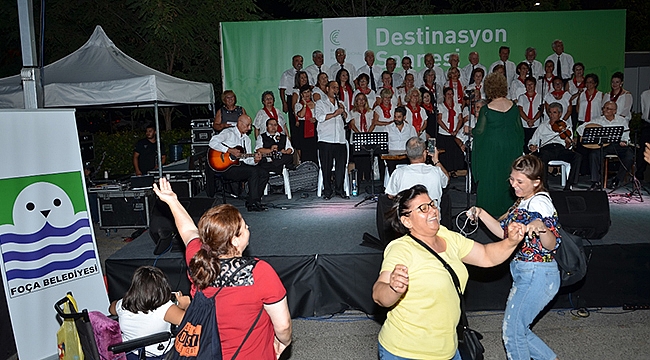 Destinasyon Sahnesinde Foça Rüzgarı