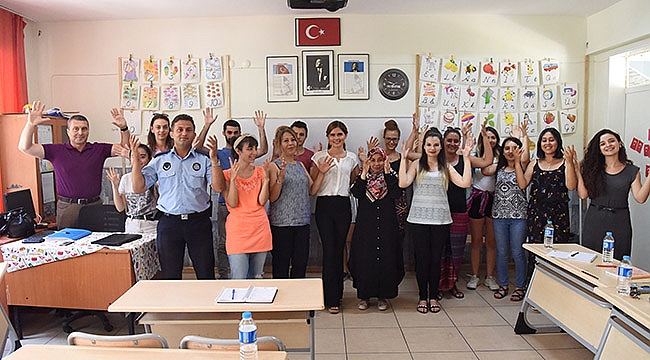 İşaret Diliyle de Hizmet Dönemi