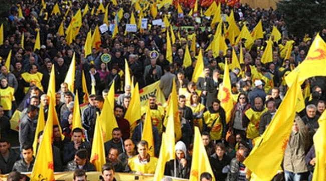 İzmir'de Eğitim Sen Üyelerine Soruşturma Açıldı