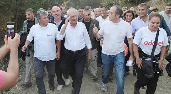 Kılıçdaroğlu'ndan Şafak Vakti 57. Alay Yürüyüşü