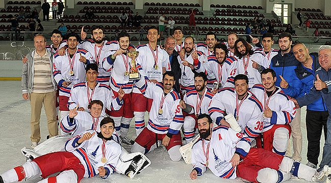 Şampiyon Fabrikası