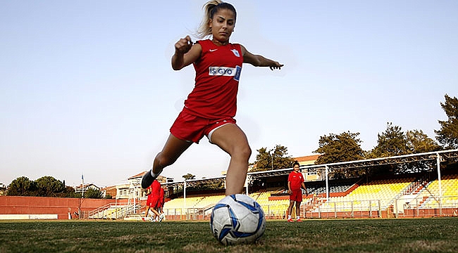 Şampiyon Kızlar Başarıya Kilitlendi