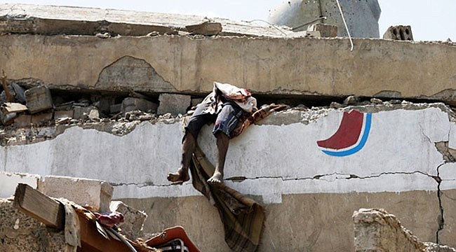 Savaş Uçakları Oteli Vurdu! Onlarca ölü ve Yaralı Var