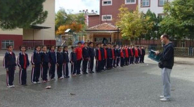 Artık Okullarda 'Rahat-Hazır Ol' Denilmeyecek