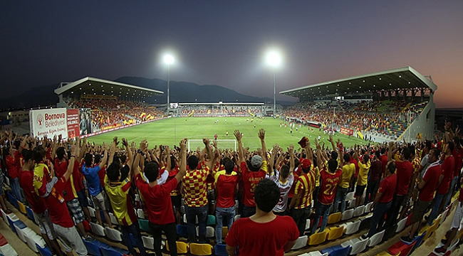 Bornova Stadı İzmir’in Futbol Mabedi Oldu