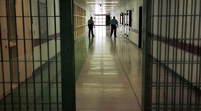 'Cezaevlerinde Tek Sorun Şiddet Değil'