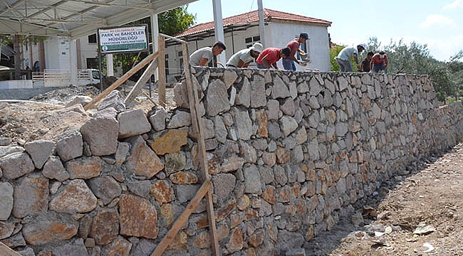 Dikili Belediyesi Dört Bir Koldan Çalışıyor