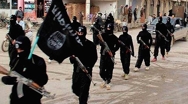 'Eski IŞİD Militanları Sınırdan Türkiye'ye Geçiyor'