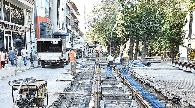 İki Büyük Bulvar Birleşiyor