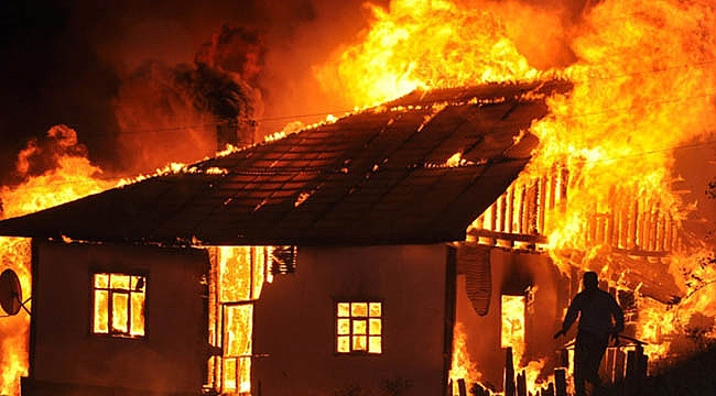 İzmir Kemalpaşa'da Yangın!