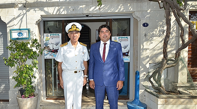 Tümamiral Aydın Şirin Foça'ya Veda Etti