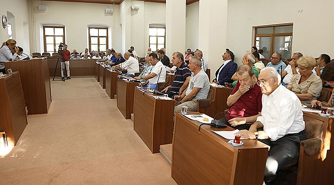 Urla Meclisinde Nöbet Değişimi