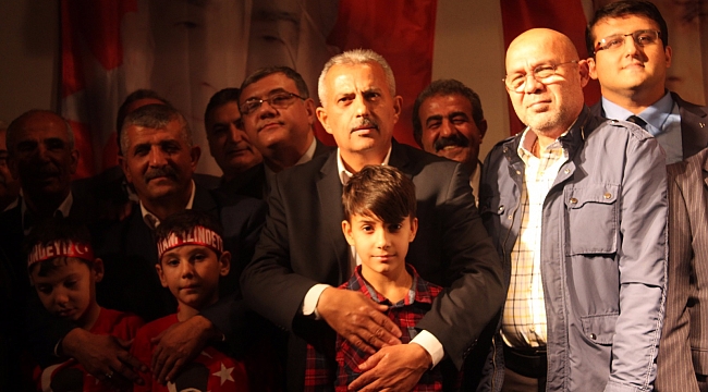 Atatürk Demek Cumhuriyet Demektir