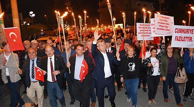 Başkan Şahin; “Menemen Cumhuriyeti Seviyor…”