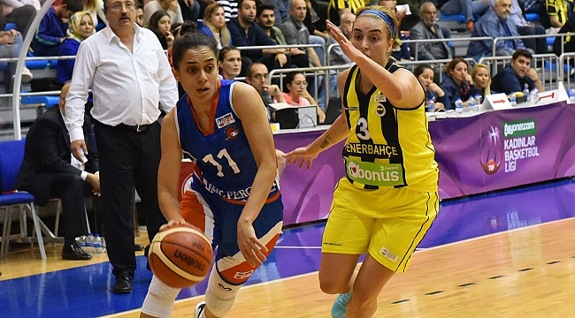 BORNOVA BECKER SPOR FENERBAHÇE’DEN ÜZGÜN AYRILDI