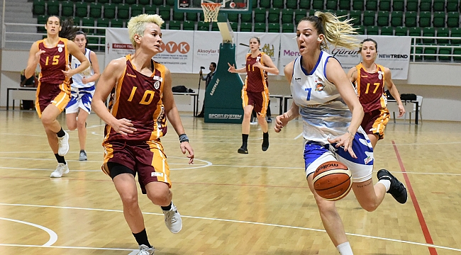 BORNOVA BECKER SPOR İYİ BAŞLADI