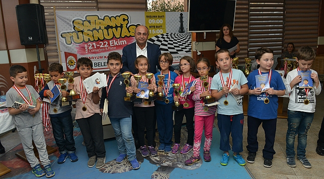 ÇİĞLİ'DE SATRANÇ HEYECANI