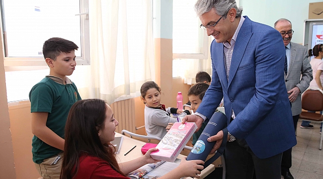 Eğitim setleri Karşıyaka Belediyesi’nden