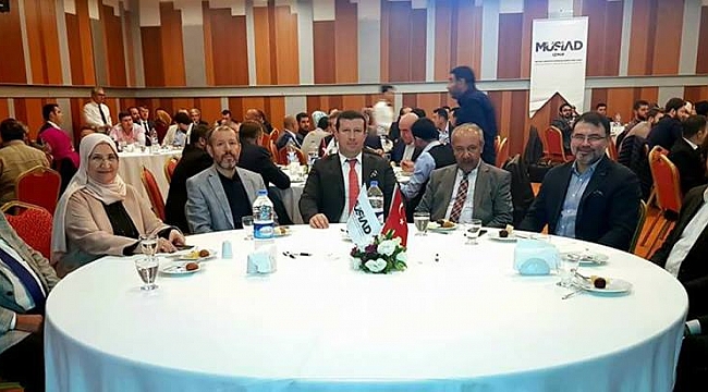 Ekim Ayı Dost Meclisinde “Orta Doğu ve Türkiye’nin Geleceği” Ele Alındı